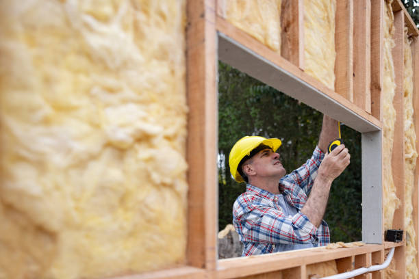 Best Spray Foam Insulation  in Whitehall, MI